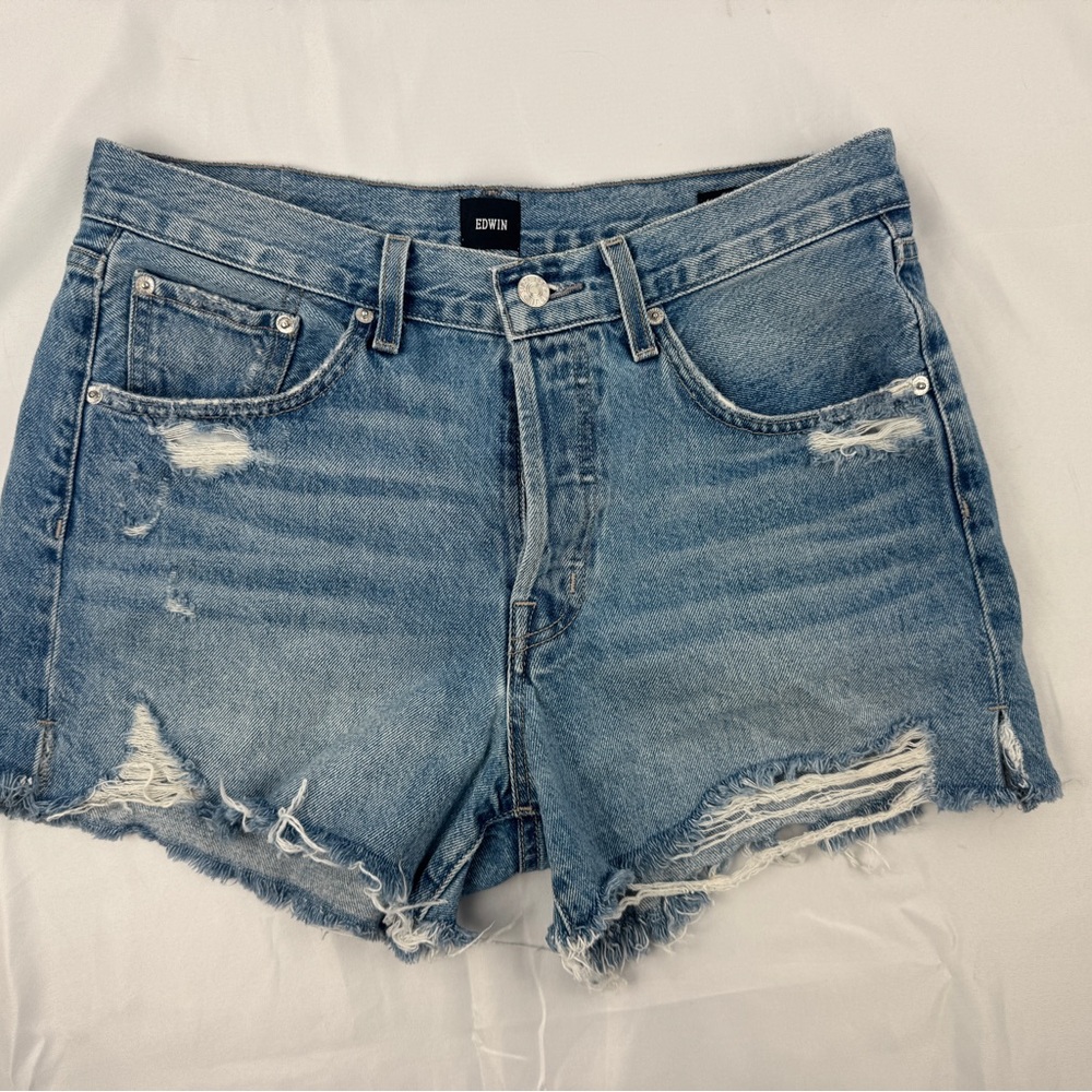 EDWIN Cai Cut-Off Denim Shorts – Size 29 – Light Wash – Gently Worn